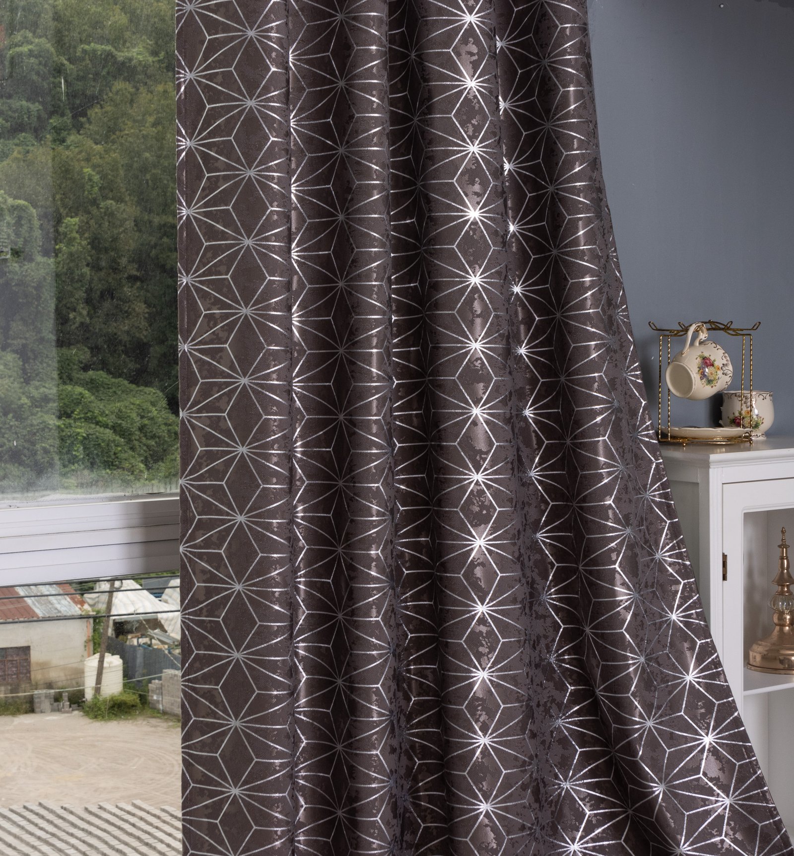 Curtain Fabric 2187 Silver Foil Printed 135x260cm fabric texture view 3