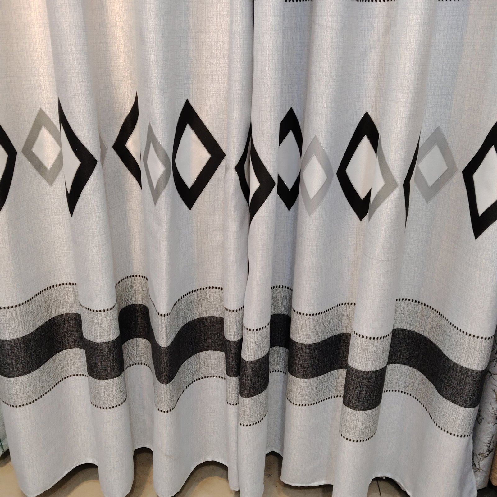 Printed Curtain Fabric 100% Polyester fabric texture view 3