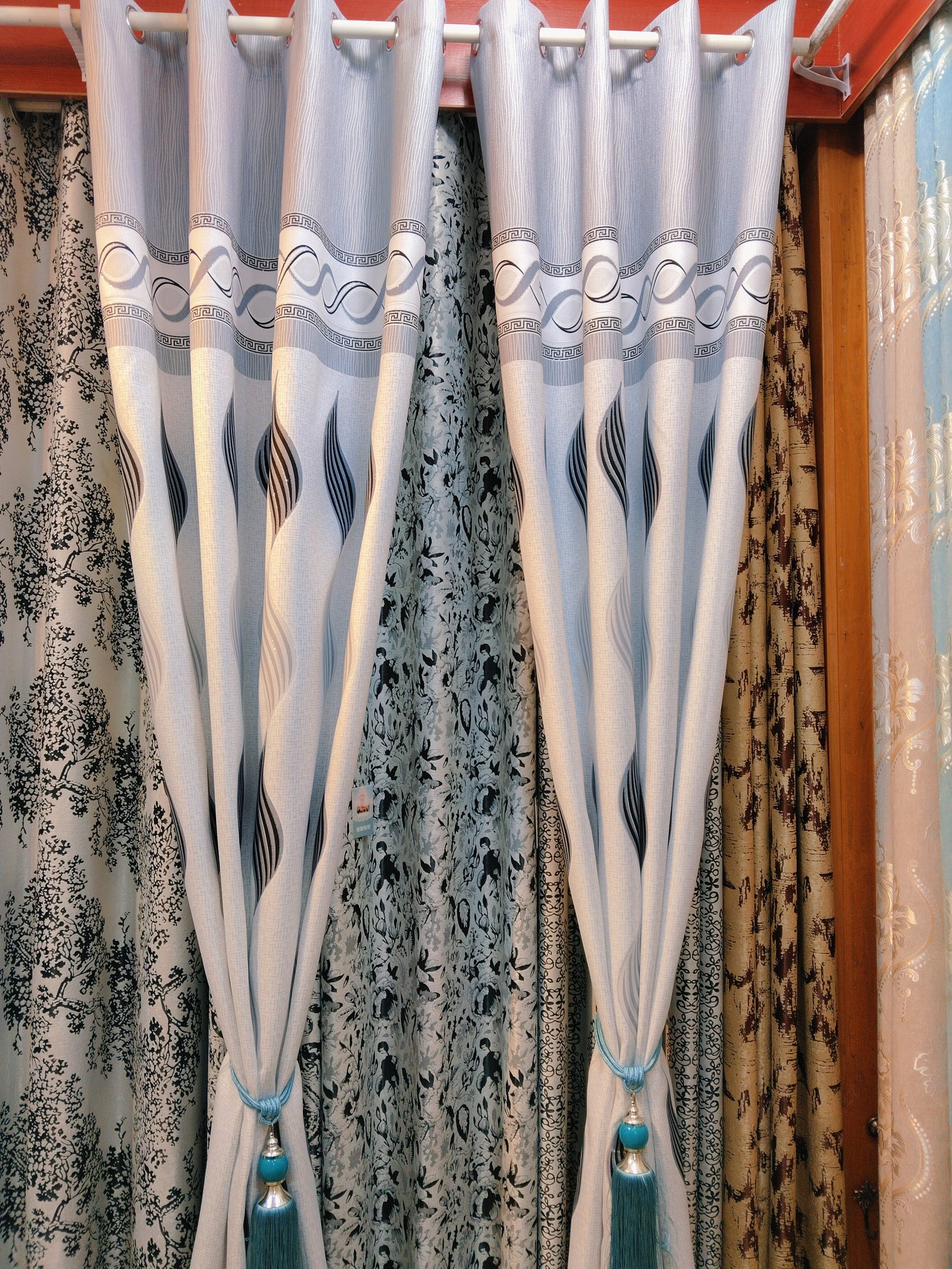 Printing curtain fabric supplier in China - Printed Curtain Fabric 100% Polyester