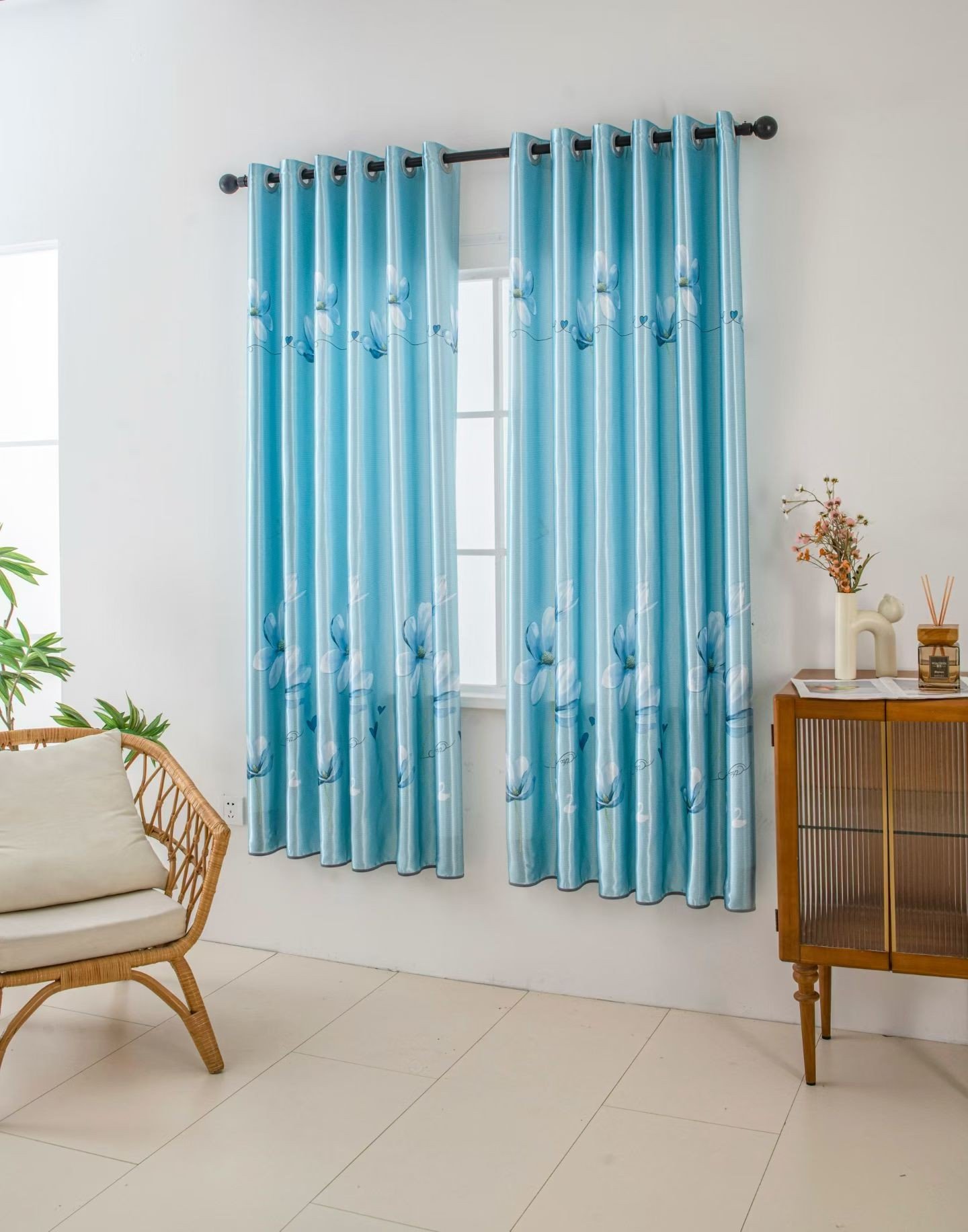 Printed Curtain Fabric Blackout 280GSM 100% Polyester fabric texture view 4