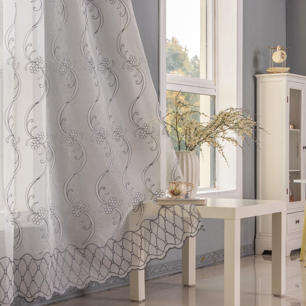 Ready Made curtain fabric supplier in China - Sheer Curtain Gold-Silver Flowers